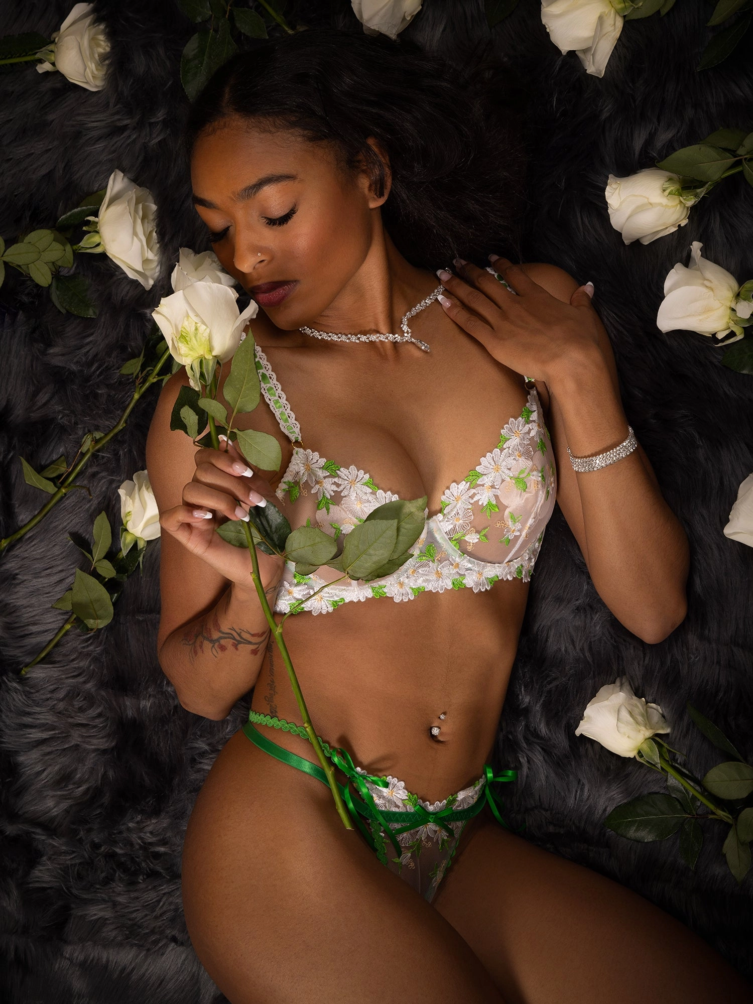 Lovely Daisy  Lace Lingerie Set