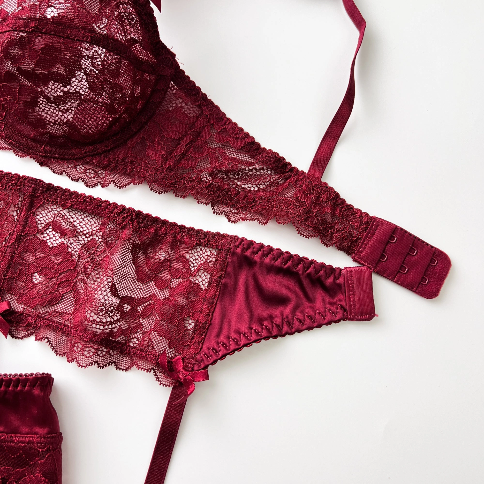 Sexy Red Floral Lace Trim Garter Lingerie