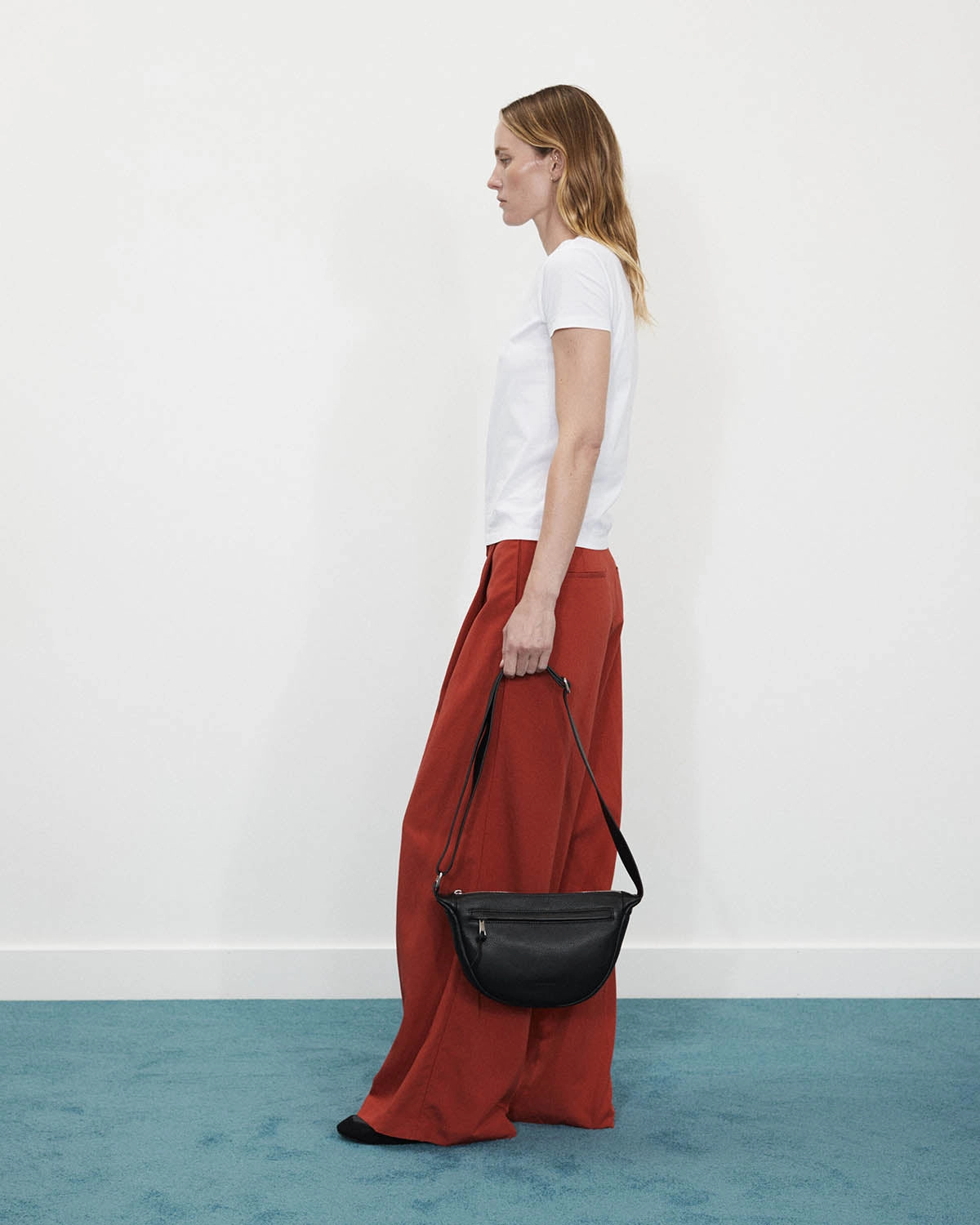 Sporty Crossbody: Black