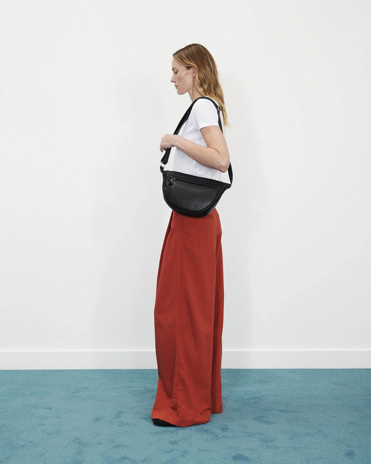 Sporty Crossbody: Black