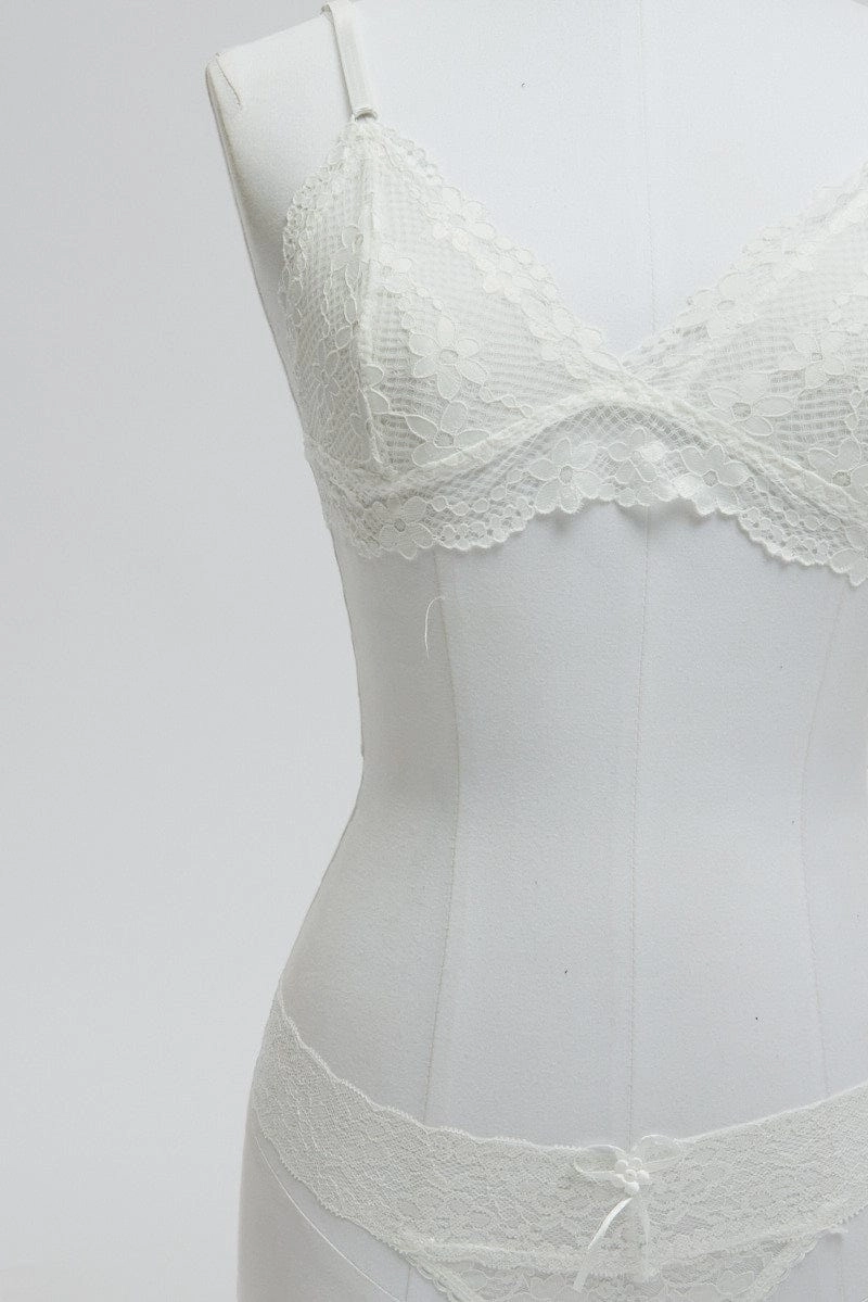White Lace Lingerie Set